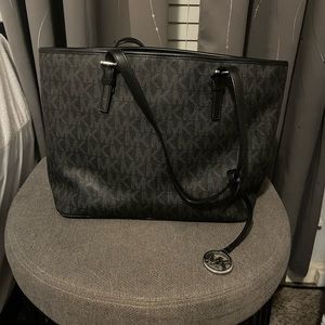 Michael Kors tote